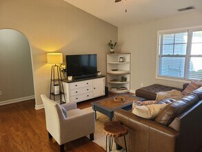 421 Ridgeway Dr in Sneads Ferry, NC - Building Photo - Building Photo