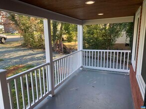 1113 Locust Ave in Charlottesville, VA - Building Photo - Building Photo