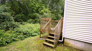 64 Crystal Ln in Mansfield, CT - Building Photo - Building Photo