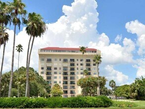 2109 Bayshore Blvd in Tampa, FL - Foto de edificio - Building Photo