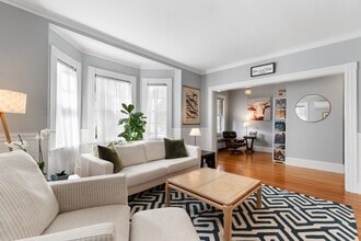 11 Highland Ave in Beverly, MA - Building Photo - Building Photo