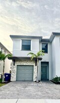 25282 SW 108th Ave in Homestead, FL - Building Photo