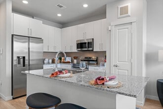 Prose Canopy in Cypress, TX - Foto de edificio - Interior Photo