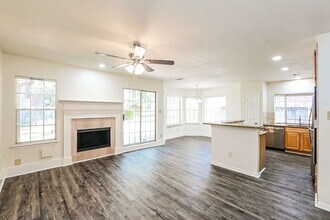 4223 Mountain Peak Way in Houston, TX - Building Photo - Building Photo