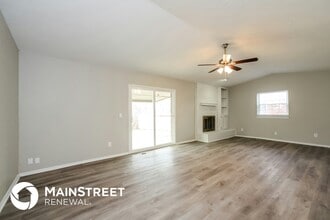 806 Arlington Dr in Yukon, OK - Foto de edificio - Building Photo