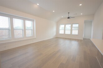 27003 Golden Isle Ln in Katy, TX - Building Photo - Building Photo