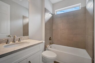 341 Villoresi Blvd in Nokomis, FL - Foto de edificio - Building Photo