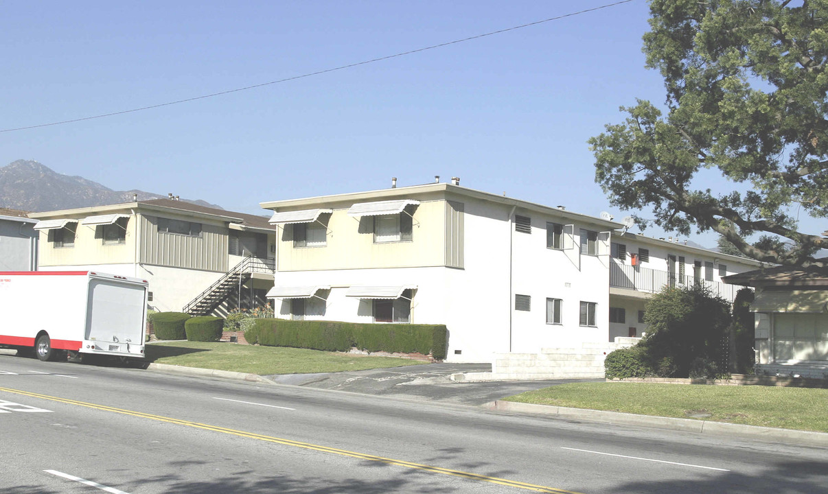 630-700 Sunset Blvd in Arcadia, CA - Building Photo