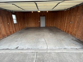 211 W 2nd St in Gridley, IL - Foto de edificio - Building Photo