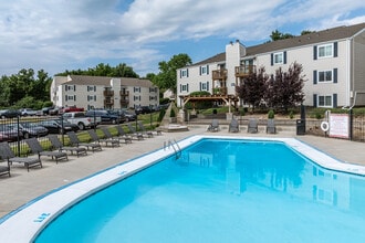 The Residences of Auburn Hills in Topeka, KS - Building Photo - Building Photo