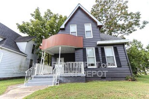 755 Washington Ave in Evansville, IN - Building Photo