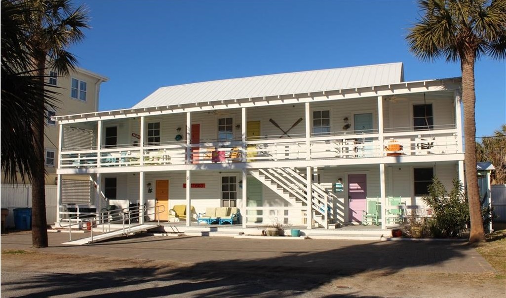 8 T.S. Chu Ter in Tybee Island, GA - Building Photo