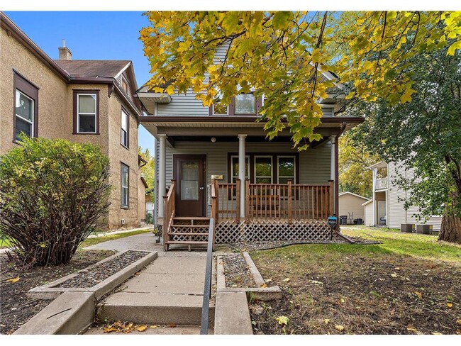 property at 882 Aurora Ave