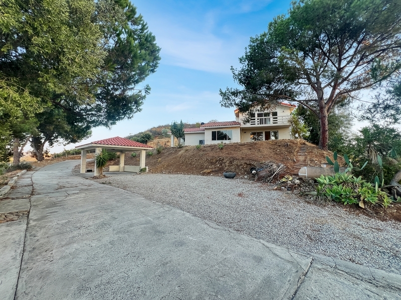 10939 Beeler Cyn Rd in Poway, CA - Building Photo