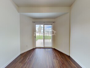 7890 W Powell St in Boise, ID - Building Photo - Building Photo