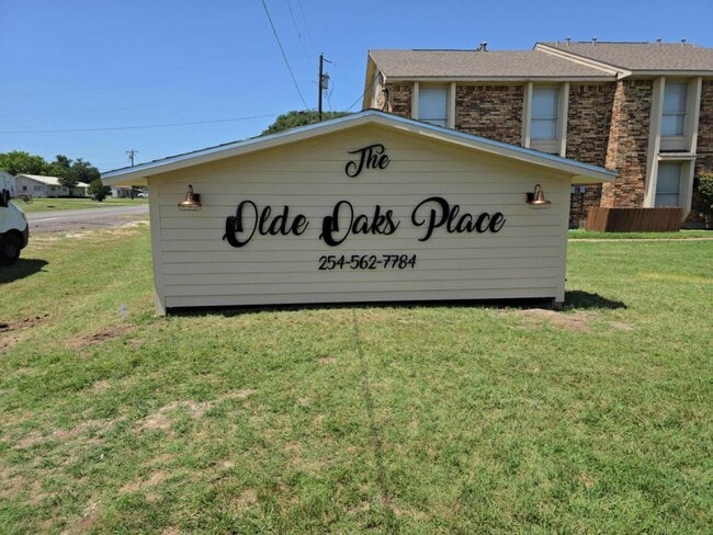 765 Oak Hill Dr in Mexia, TX - Building Photo - Building Photo