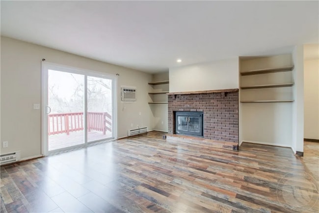 243 Westchester Square N