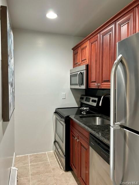 184 Hallock Rd in Lake Grove, NY - Building Photo - Building Photo