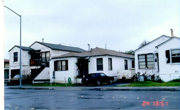 2376-2388 Road 20 in San Pablo, CA - Foto de edificio - Building Photo