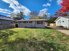 2400 31st St in Rock Island, IL - Building Photo - Building Photo