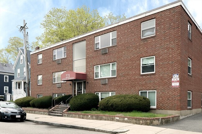 221 Minot St in Boston, MA - Building Photo - Building Photo