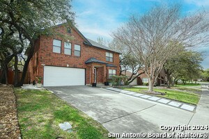 14215 Daylight Rdg in San Antonio, TX - Building Photo