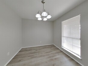 2806 Quail Run Dr in Humble, TX - Building Photo - Building Photo