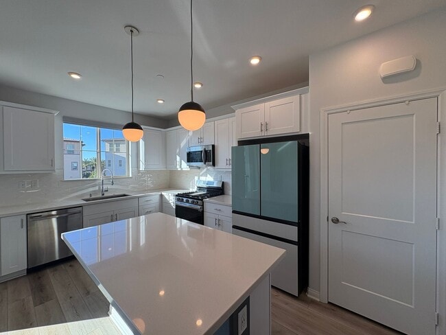 1846 Red Willow Wy in Oceanside, CA - Building Photo - Building Photo