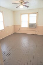 525 SW 26th St-Unit -525-1/2 SW 26 UP in Oklahoma City, OK - Building Photo - Building Photo