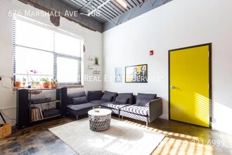 676 Marshall Ave in Memphis, TN - Building Photo - Building Photo