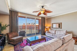 9900 S Thomas Dr, Unit SI ID1523370P in Panama City Beach, FL - Building Photo