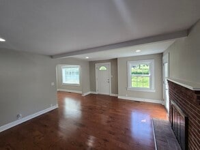 4094 University Dr in Collegedale, TN - Building Photo - Building Photo