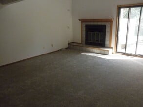 3203 Eau Claire Ave in Weston, WI - Building Photo - Building Photo