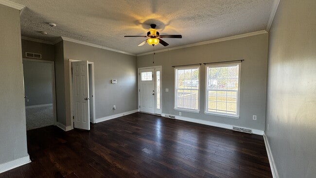 1126 Haw Branch Rd in Beulaville, NC - Building Photo - Building Photo