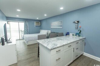 1207 S Ocean Blvd in Myrtle Beach, SC - Building Photo - Building Photo