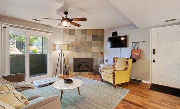 4654 White Rock Cir in Boulder, CO - Building Photo - Building Photo