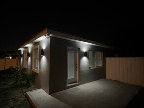 1332 NW 3rd Ave in Fort Lauderdale, FL - Building Photo - Building Photo