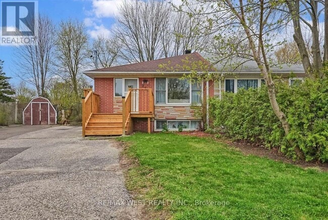 property at 277 Silverbirch Dr