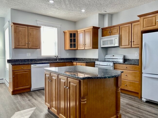 24 Hancock St in Peabody, MA - Building Photo - Building Photo