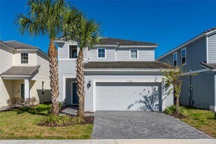 7336 Oakmoss Loop in Davenport, FL - Building Photo