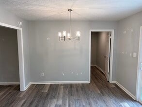 13 Chaney Way in Bowling Green, KY - Building Photo - Building Photo