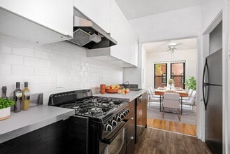 634 W. Cornelia in Chicago, IL - Building Photo - Building Photo