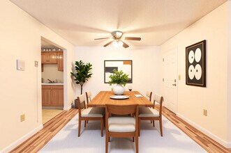 8 Northbrook Dr in Manchester, NH - Building Photo - Building Photo