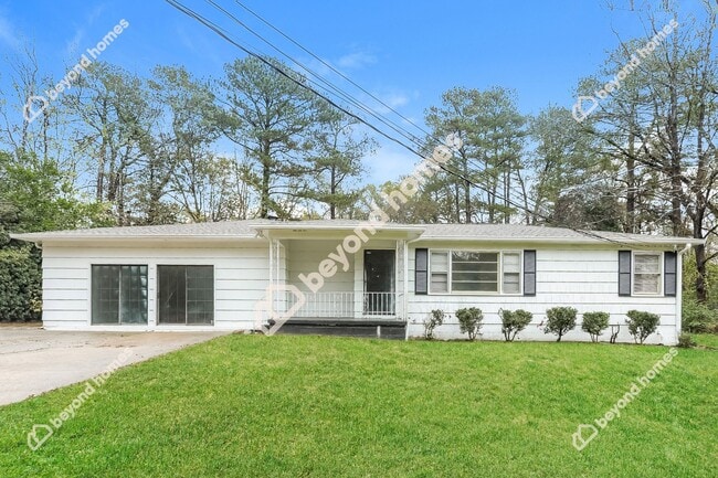 property at 245 Lake Dr Cir NE