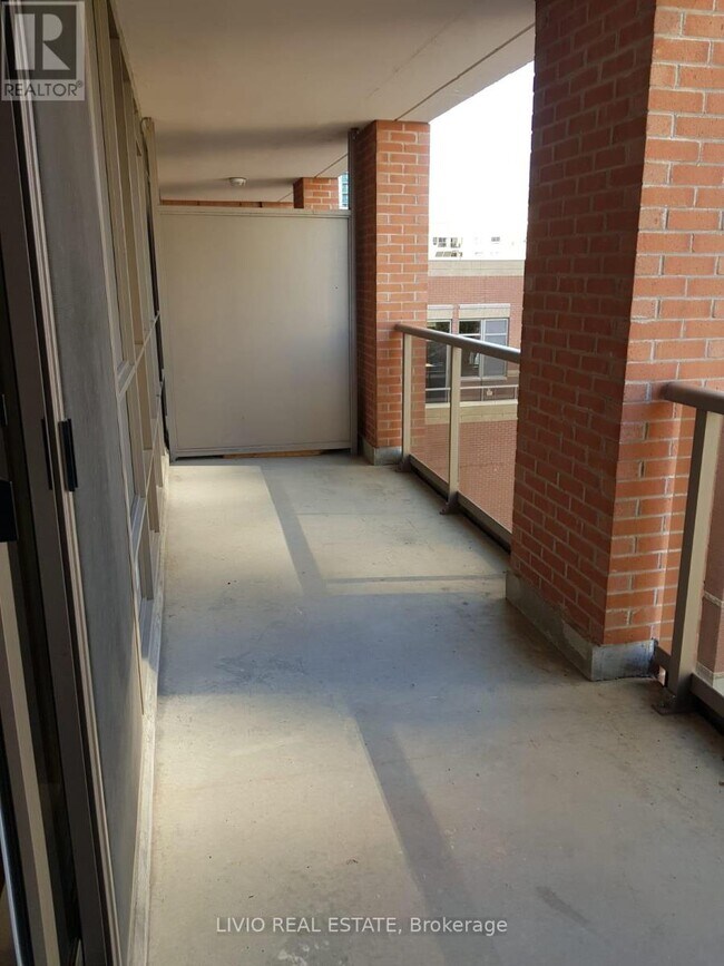 4080 Living Arts Dr in Mississauga, ON - Building Photo - Building Photo