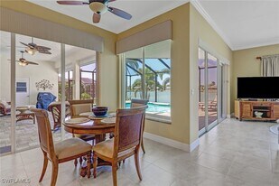 1119 SE 1st Terrace in Cape Coral, FL - Building Photo