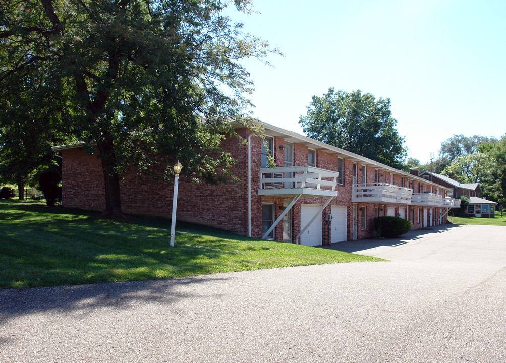 1015 Pittsburgh Ave NW in Canton, OH - Building Photo