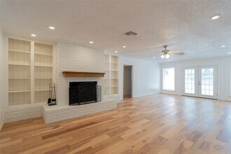 12910 Shady Knoll Ln in Cypress, TX - Building Photo - Building Photo