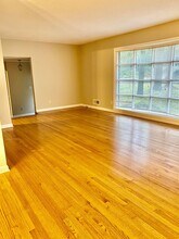 1105 Sturdivant Dr in Cary, NC - Building Photo - Building Photo