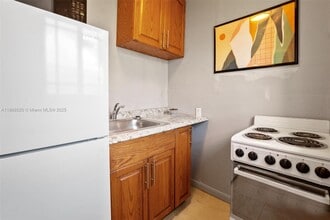 4440 NW 168th Terrace in Miami Gardens, FL - Building Photo - Building Photo
